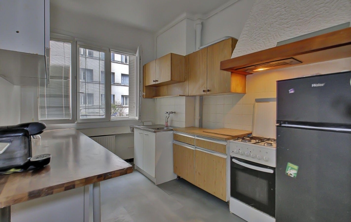  Annonces MEYZIEU Apartment | LYON (69007) | 73 m2 | 240 000 € 