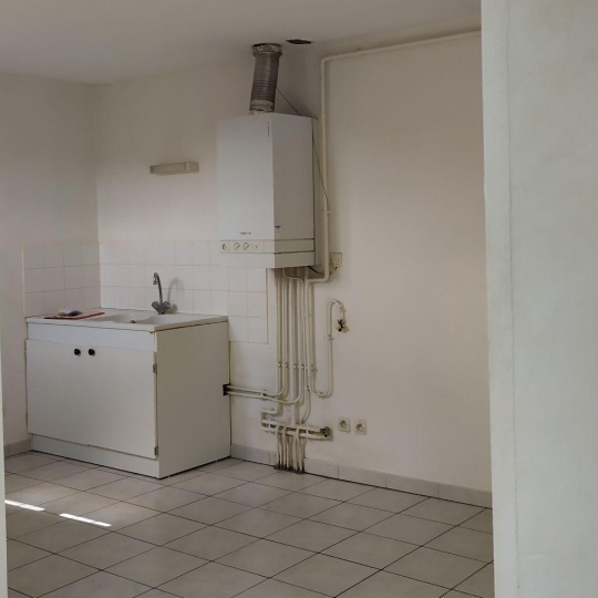  Annonces MEYZIEU : Apartment | MONTLUEL (01120) | 24 m2 | 443 € 