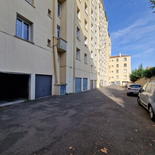  Annonces MEYZIEU : Garage / Parking | LYON (69003) | 10 m2 | 16 000 € 