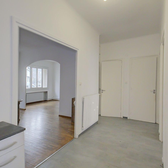  Annonces MEYZIEU : Apartment | LYON (69007) | 73 m2 | 240 000 € 