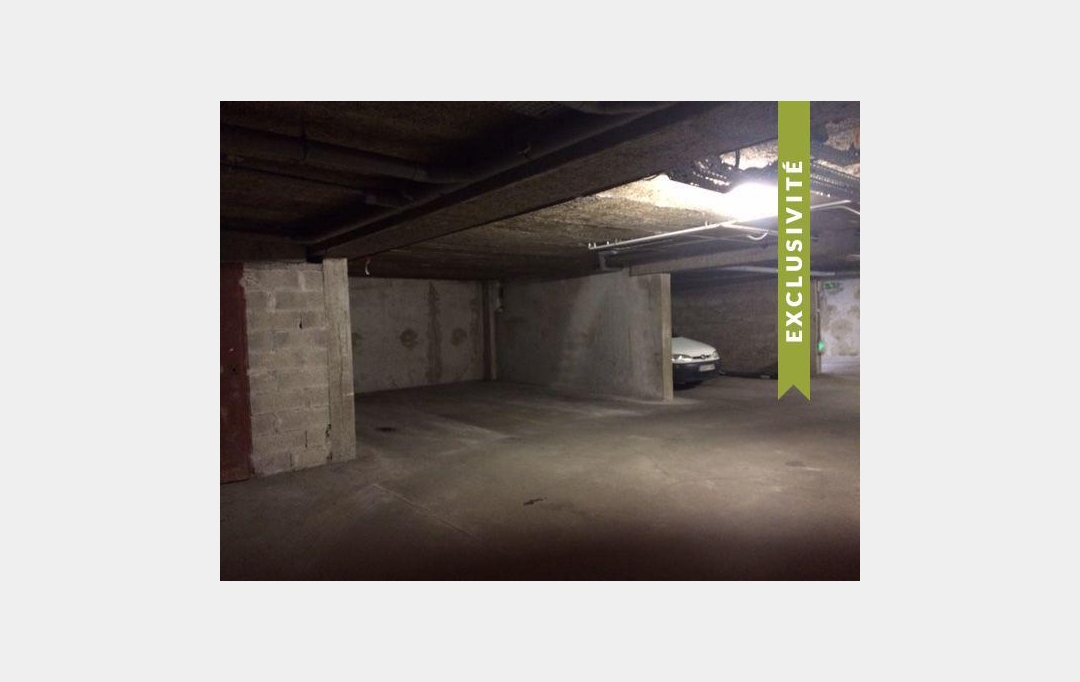 Annonces MEYZIEU : Garage / Parking | VILLEURBANNE (69100) | 0 m2 | 15 555 € 